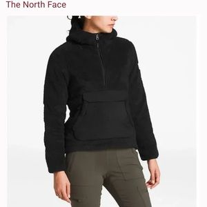 The North Face Women's Campshire Pullover Hoodie s